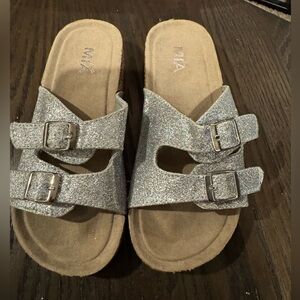 Girls Mia Glitter Slides Brand New size 1 youth